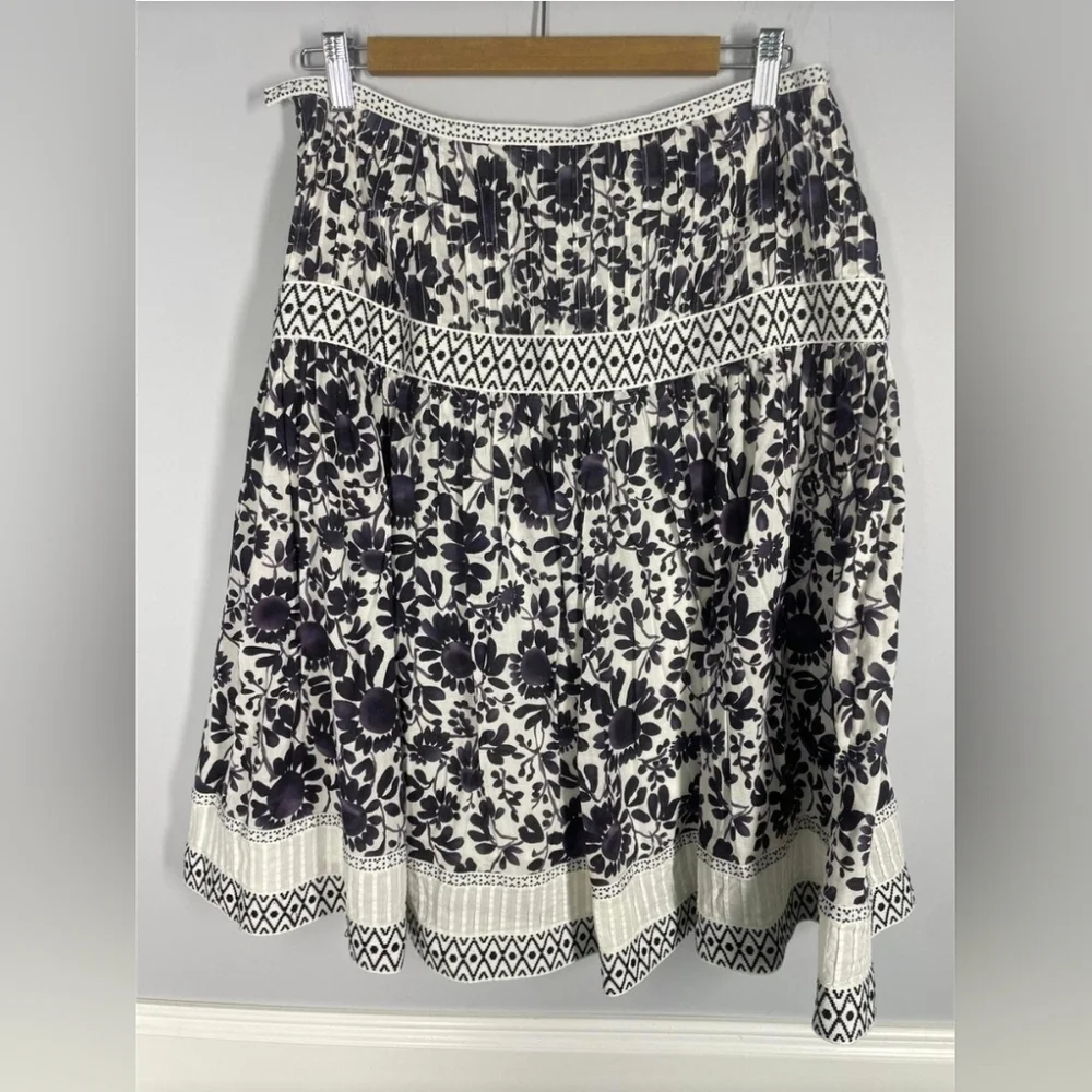 Talbots tiered floral skirt bands of embroidery Navy White sz 18 - Picture 3 of 6